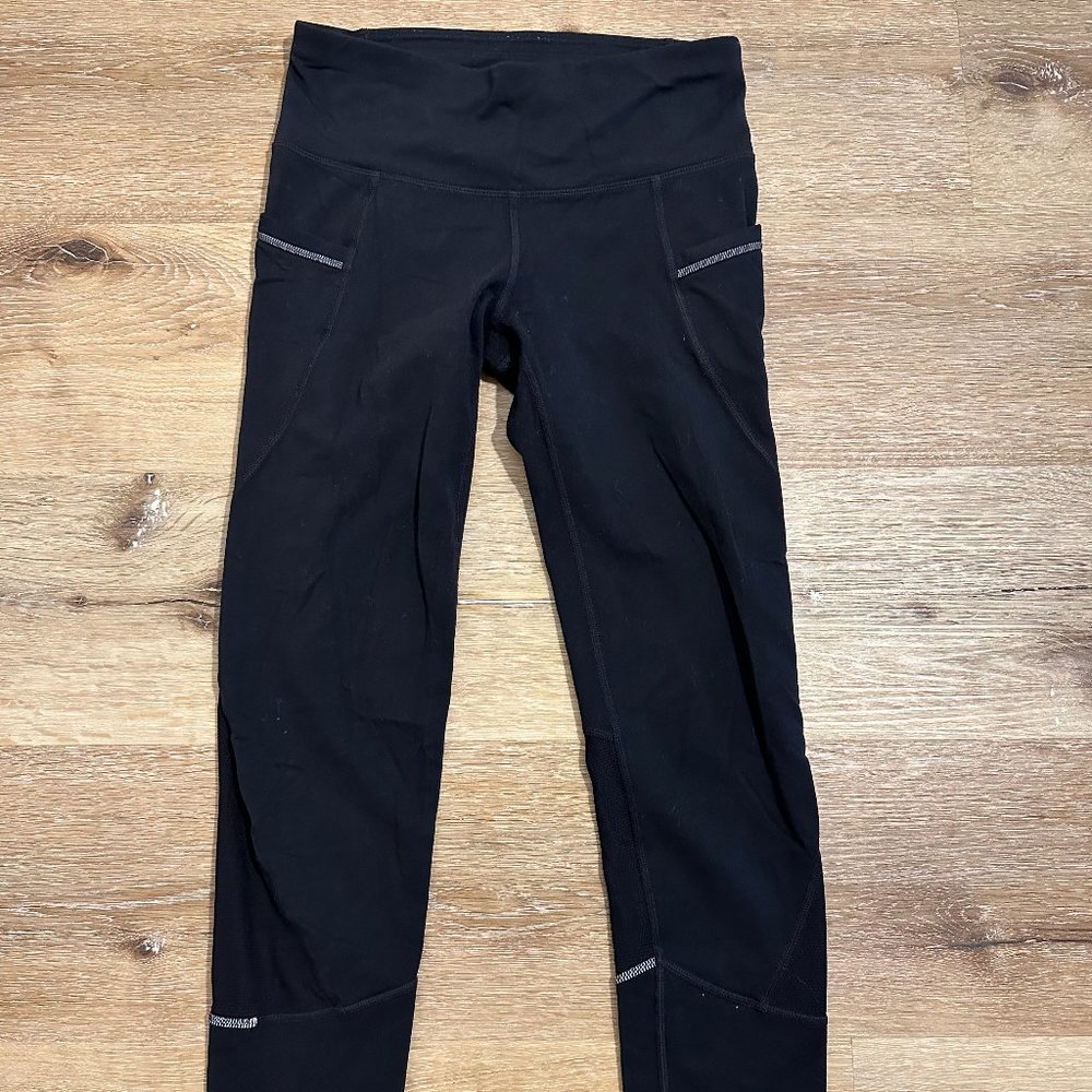 Athleta Womens Relay Capri Leggings Black Pull On Side Pockets Stretch XS